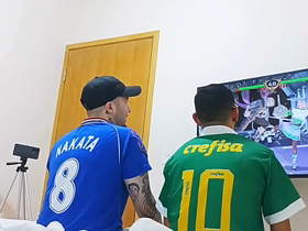 Quem perder no videogame tem que dar o cuzinho (COMPLETO NO RED) xxx hot asian joyous sex videos