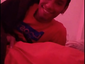 Oral en la mañana. Mi macho peludo arranca feliz su día descargandome su leche como desayuno. asian gay crossdresser sex videos