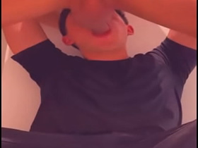 Joven atletico me atraganta en los baños del centro comercial rico cruising china asian uncle gay sexual intercourse videos