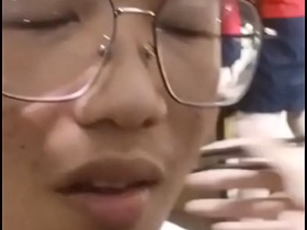 年輕小伙流露淫蕩神情讓人欲罷不能 asian gay sex videos xnxx.tv