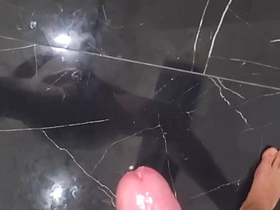 ARRAPATO SEGA CAZZO ENORME E SBORRA POTENTE  VIENI A BERE DAL MIO GROSSO PISELLO - GEMITI CON INTENSO ORGASMO asian bihari merry dealings videos