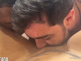 Fizemos minha esposa de putinha na cama socando e gozando gostoso em cima dela asian gay sex videos romance