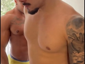 PASSEI A NOITE NA CASA DO MEU AMIGO E ELE ME COMEU Colophon DE MANHÃ E ME DEU LEITE NA BOCA asian gay sex xx videos