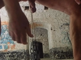 bdsm nu au fort abandonné asian delighted sex videos stories