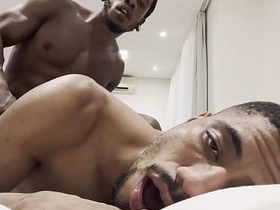 DOTADO ME FUDEU GOSTOSO sexy asian gay sex videos