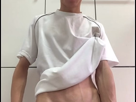 Pauzudo exibindo o Pauzão pra fora asian gay sex videos new recent latest