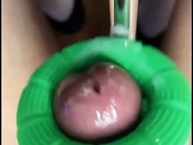 白袜女孩炮机自慰高潮失禁喷精液 伪娘 调教 射精 丝袜 hot sex videos gay asian