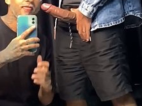 MAMADA NO SIGILO asian gay men in mating videos at zone