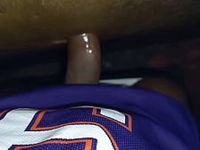 CASADO NAO AGUENTOU O TESAO E CHUPOU MEU PAU NO BAR asian gay sex videos xvideo