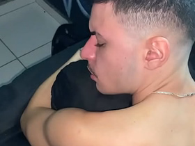 FUDENDO GOSTOSO COM O NOVINHO videos copulation gay asian